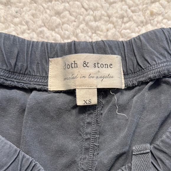 Cloth & Stone Gray Joggers with Elastic Waistband and Relaxed Fit - Picture 2 of 3